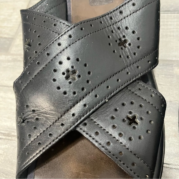 Dansko Black Leather Slide Sandals Mules Perforated Pattern EU Size 42 US 12 - Picture 8 of 8